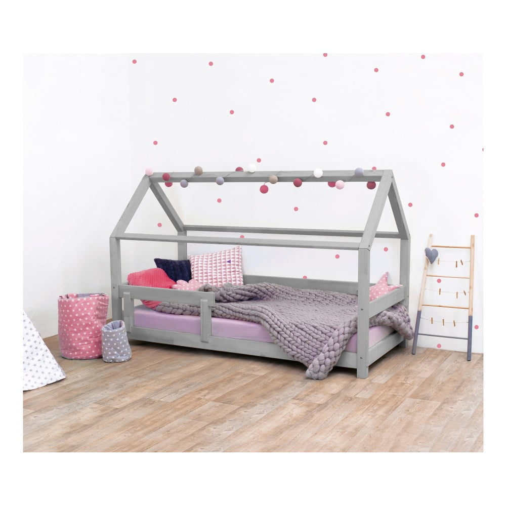 Sivá detská posteľ s bočnicami zo smrekového dreva Benlemi Tery 120 × 190 cm