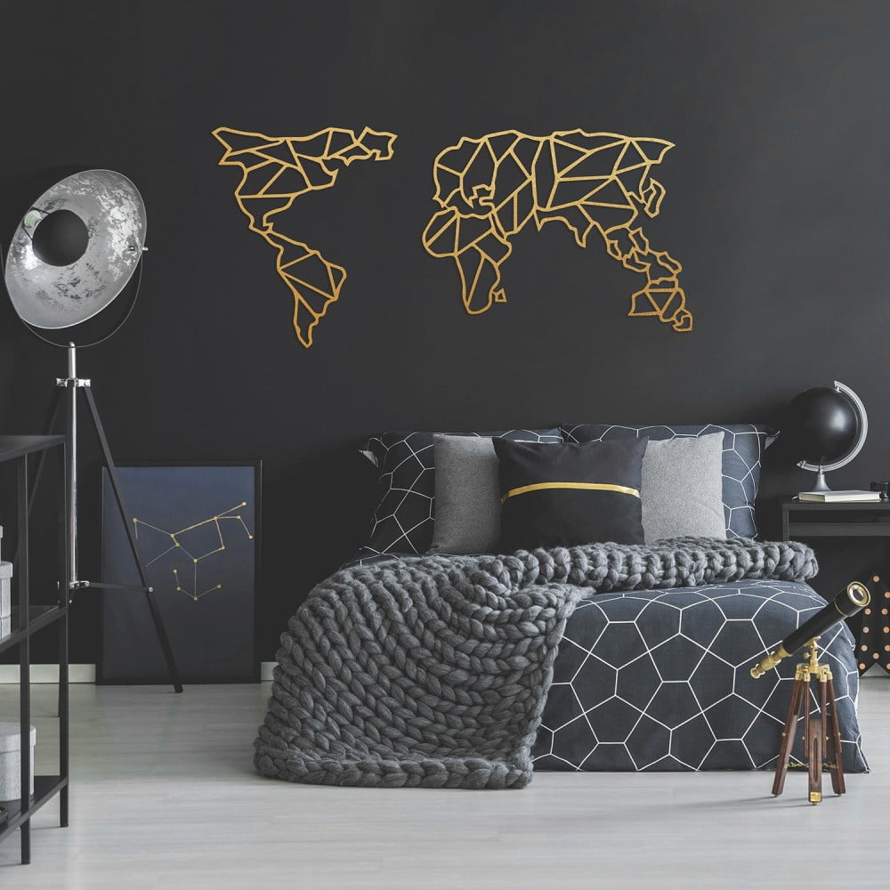 Kovová nástenná dekorácia v zlatej farbe Geometric World Map 120 × 58 cm