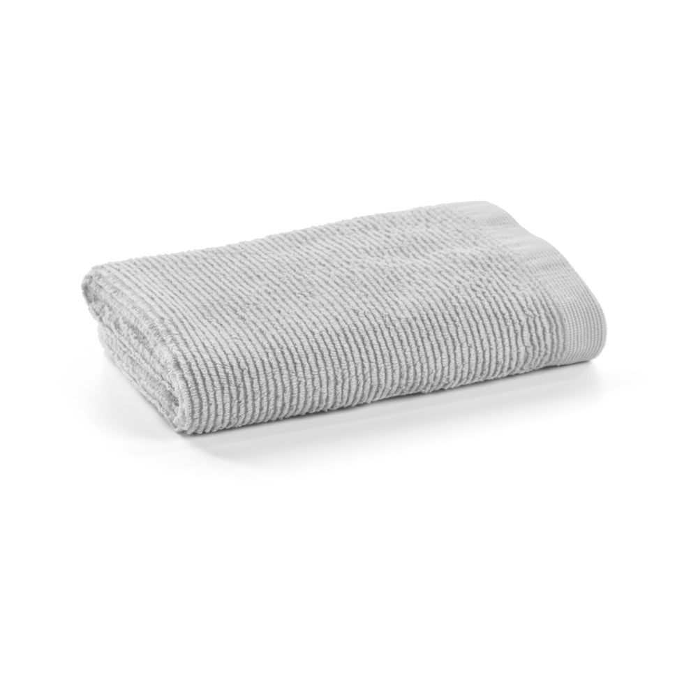Svetlosivý bavlnený uterák Kave Home Miekki 50 x 100 cm