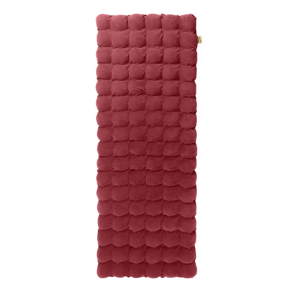 Červený relaxačný masážny matrac Linda Vrňáková Bubbles 65 × 200 cm